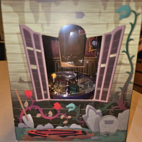 Polly Pocket The Addams Family Collectors Set Mattel Wednesday Morticia Gomez - Picture 7 of 11